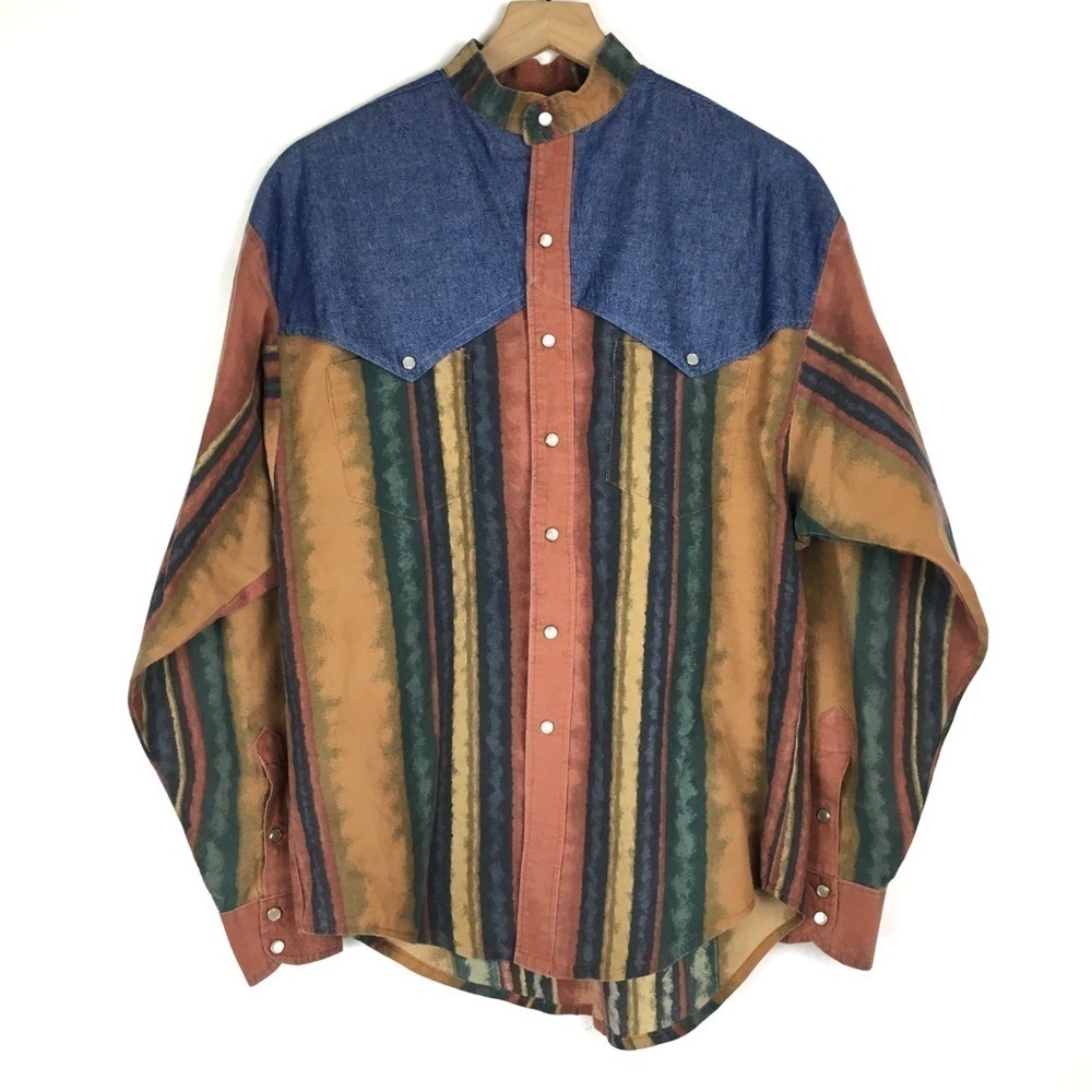 VINTAGE Pearl Snap Shirt Western Rodeo Cowboy Long Sleeve Stripe Denim Placket